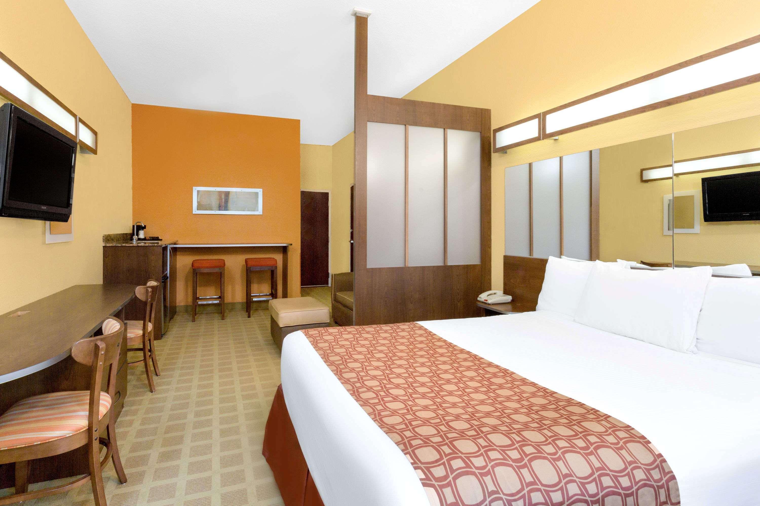 Microtel Inn & Suites By Wyndham University Medical Park Greenville Dış mekan fotoğraf