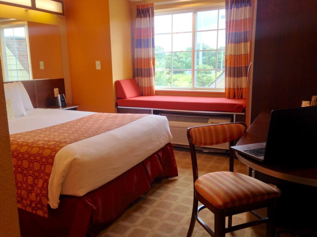 Microtel Inn & Suites By Wyndham University Medical Park Greenville Dış mekan fotoğraf